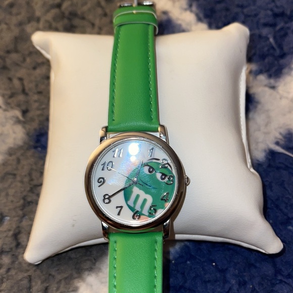M & M ladies watch, green - Picture 3 of 4
